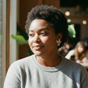 ✨ Vintage Gold Tone Leaf Earrings | Blue Rhinestone Cluster | Clip-On Statement